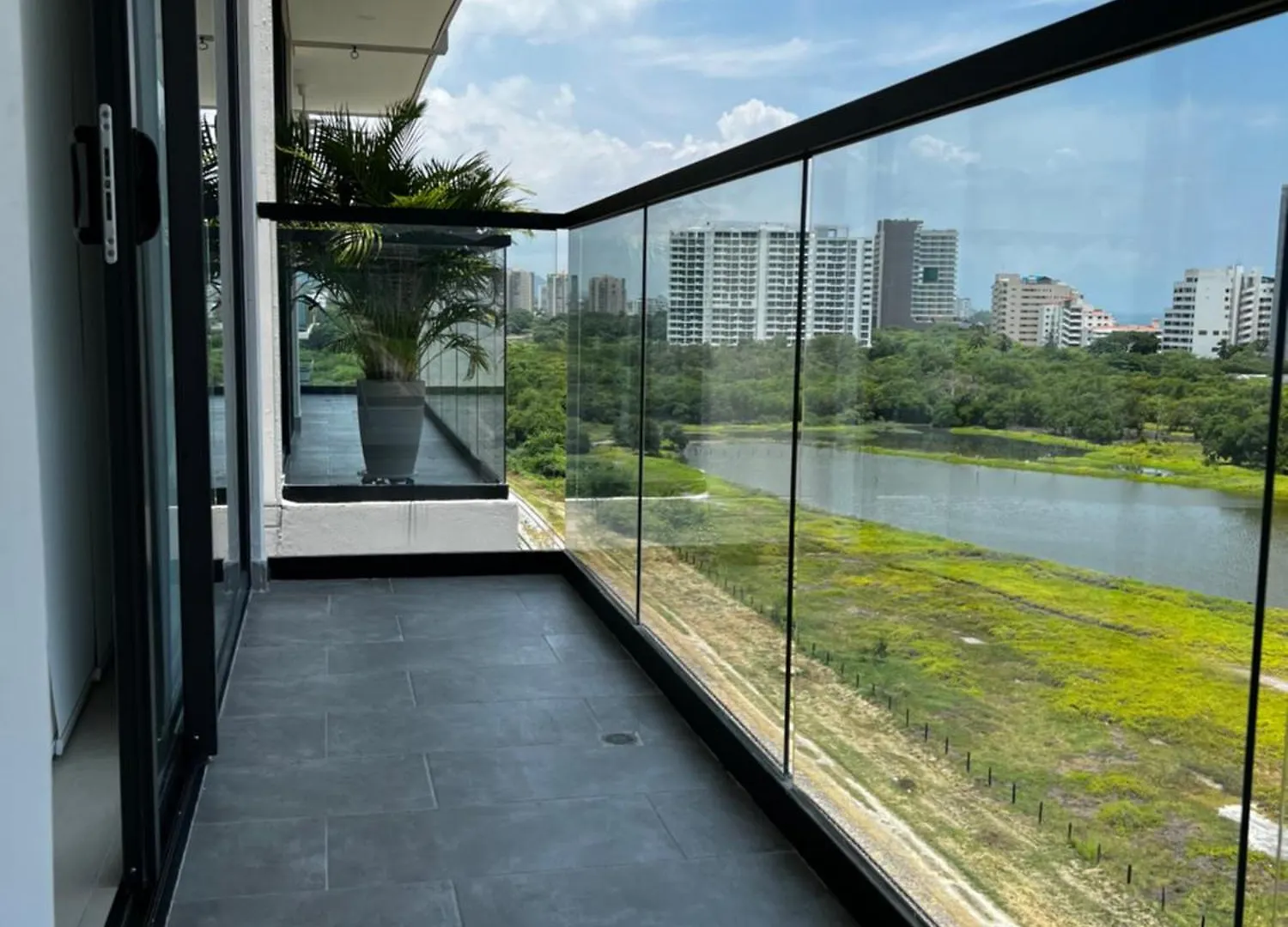 Apartamento Deluxe En Pozos Colorado - Santa Marta Santa Marta (Magdalena)